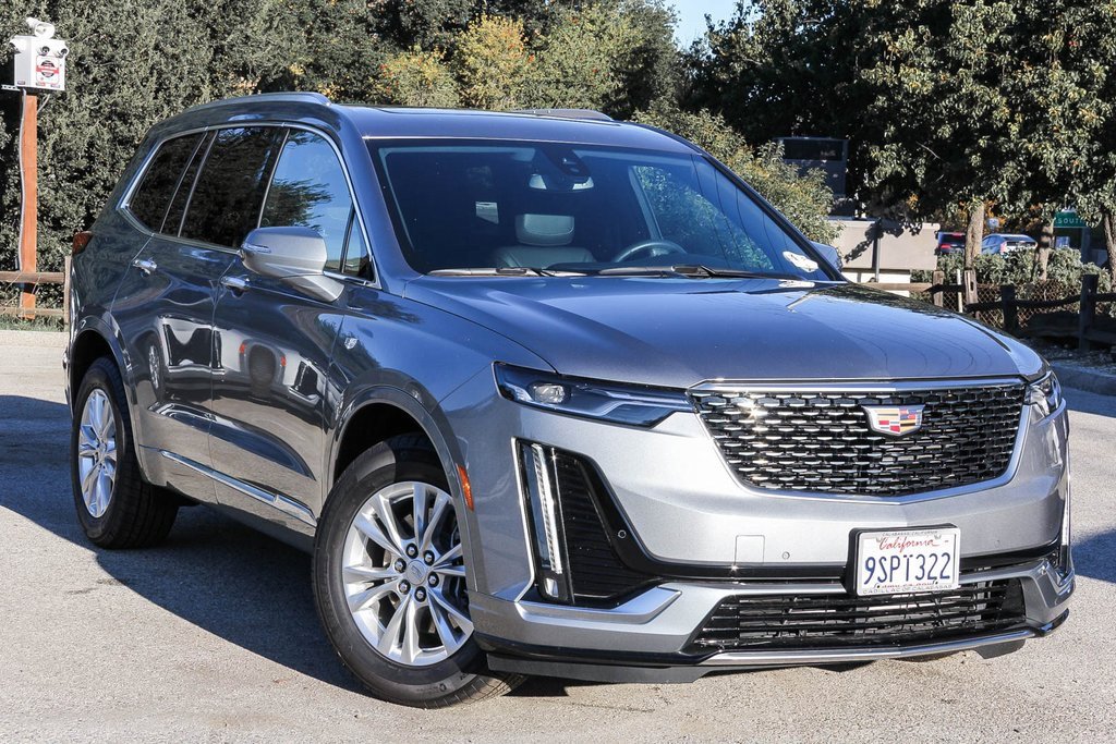 2025 Cadillac XT6 Luxury