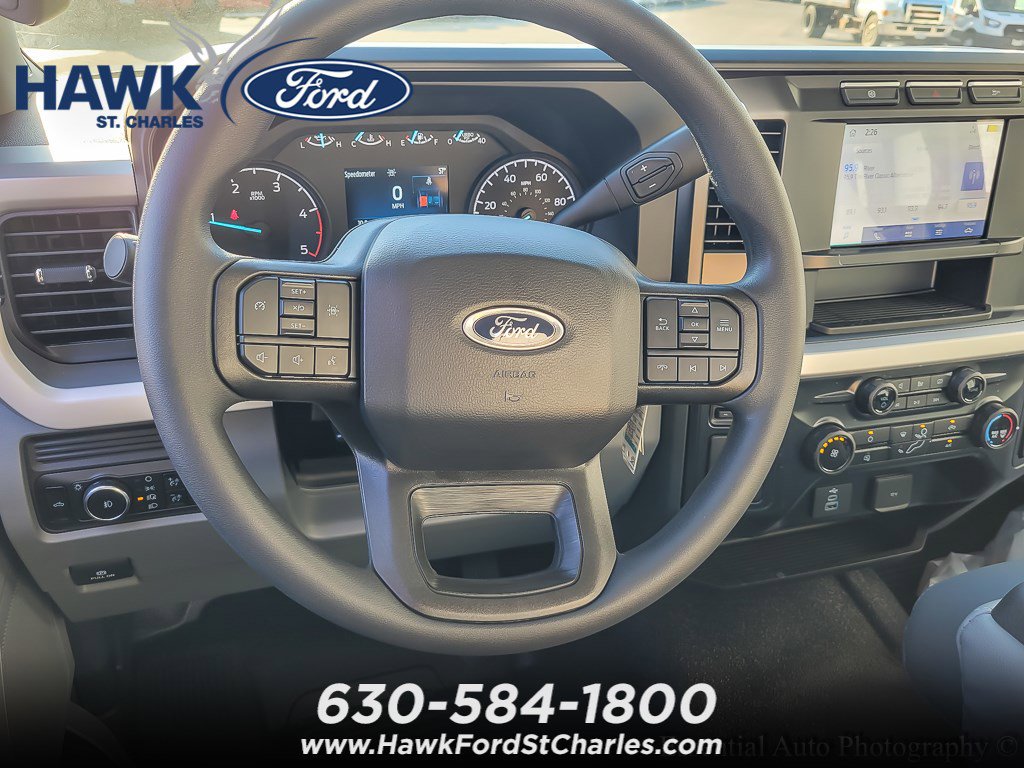 2024 FORD F-550 - Image 8