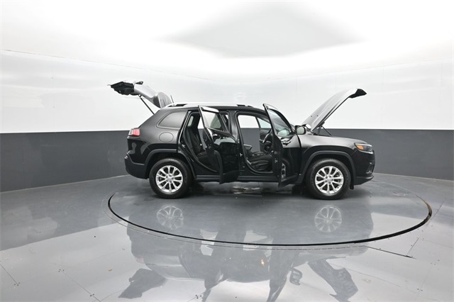 2020 Jeep Cherokee Latitude photo 35