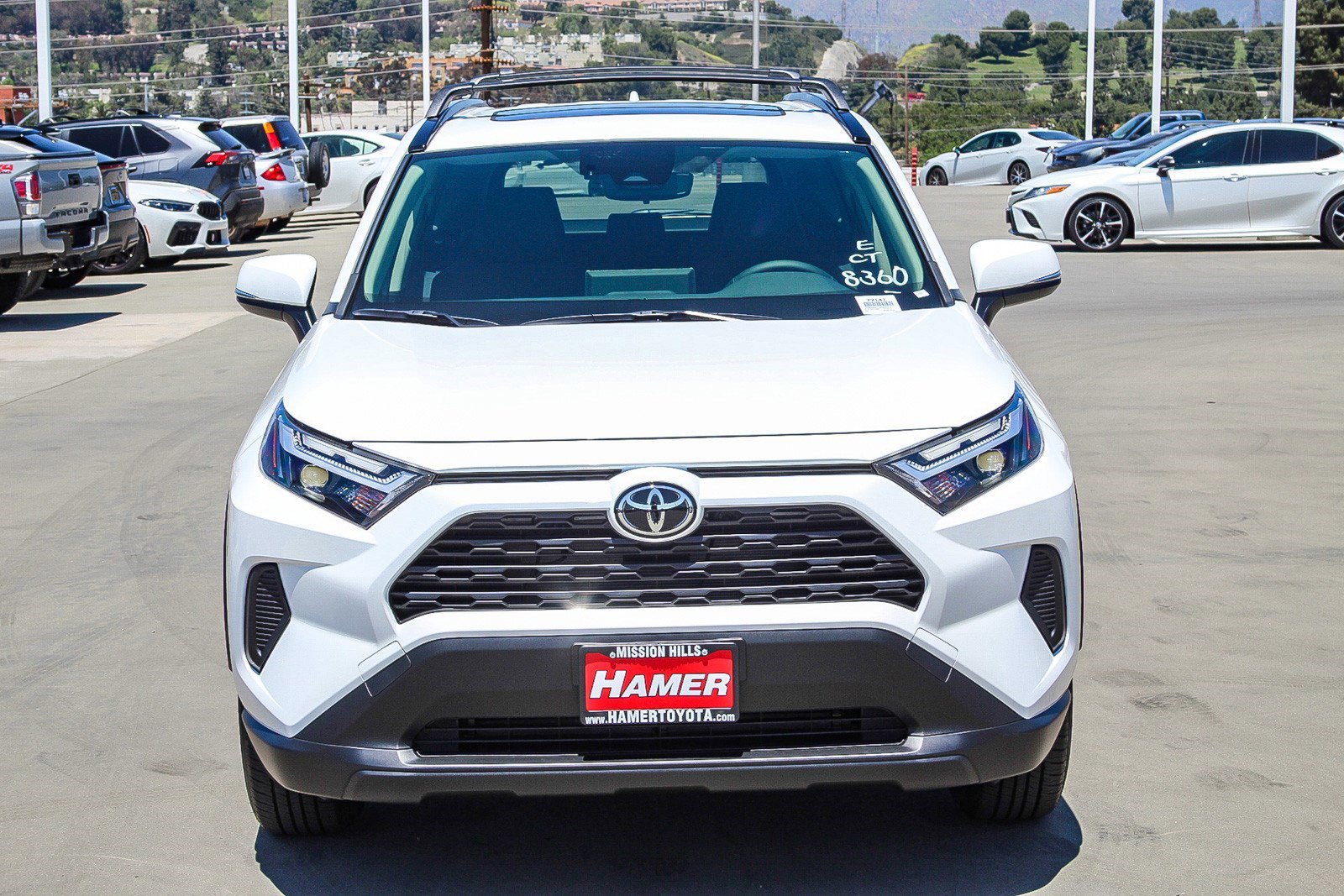 2025 Toyota RAV4 Hybrid XLE photo 2