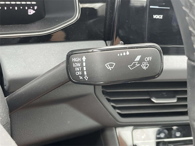 2025 Volkswagen Jetta 1.5T SE photo 29