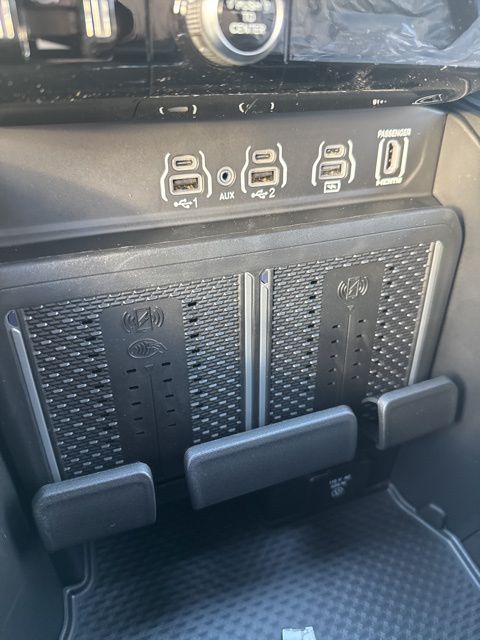 2026 RAM Ram 1500 Pickup Laramie's photo