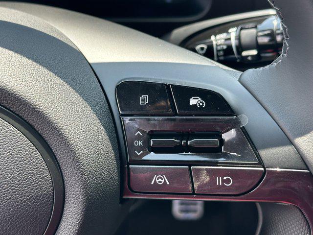 2025 Hyundai Elantra SEL Sport photo 23