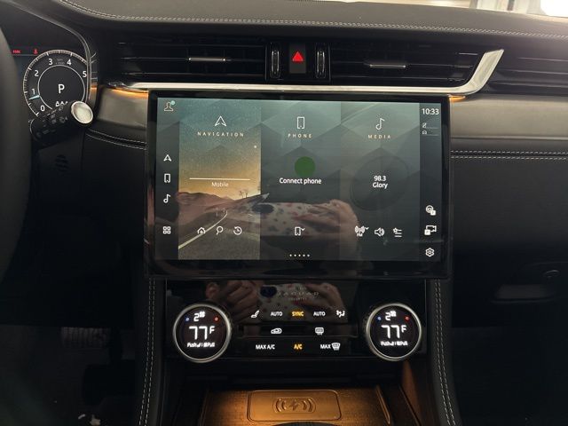 2025 Jaguar F-PACE P250 R-Dynamic S photo 15
