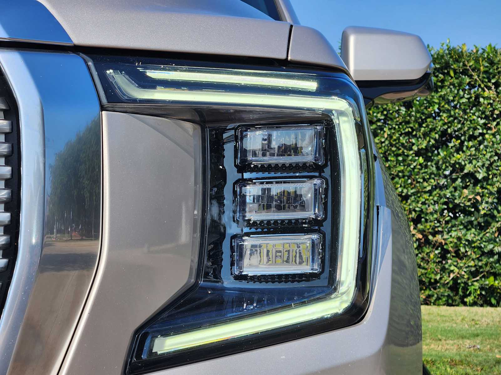 2021 Gmc Yukon Denali photo 8