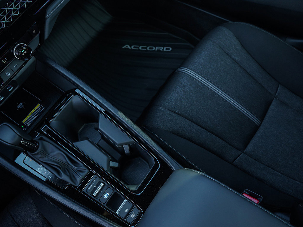 2025 Honda Accord Hybrid Sport photo 23