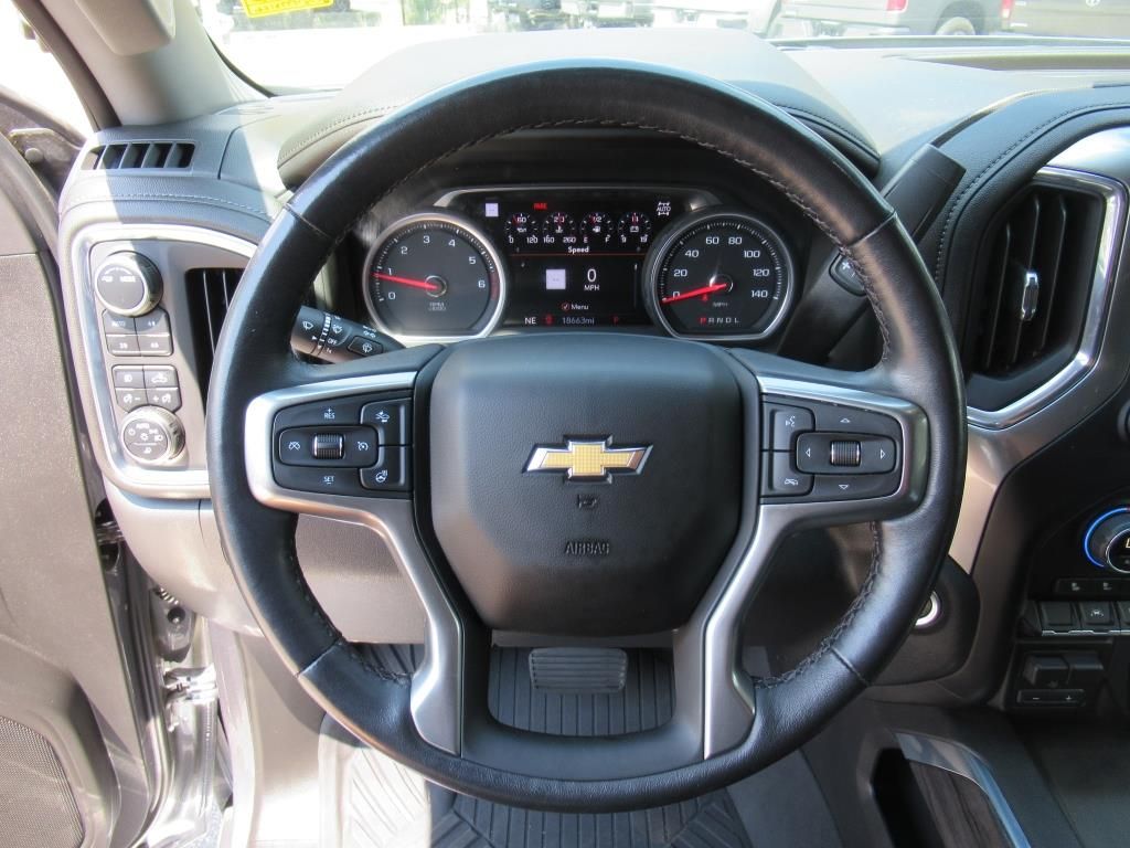 2022 Chevrolet Silverado 1500 LTZ photo 18