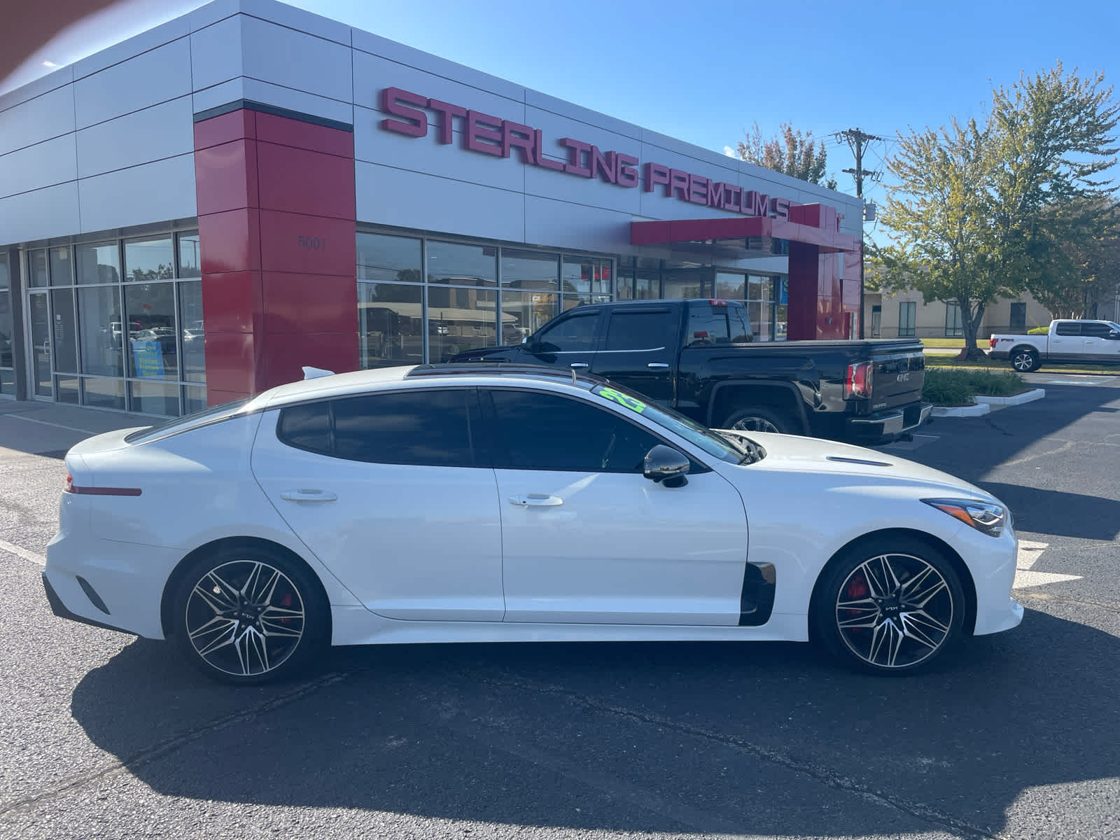 2023 Kia Stinger GT2's photo