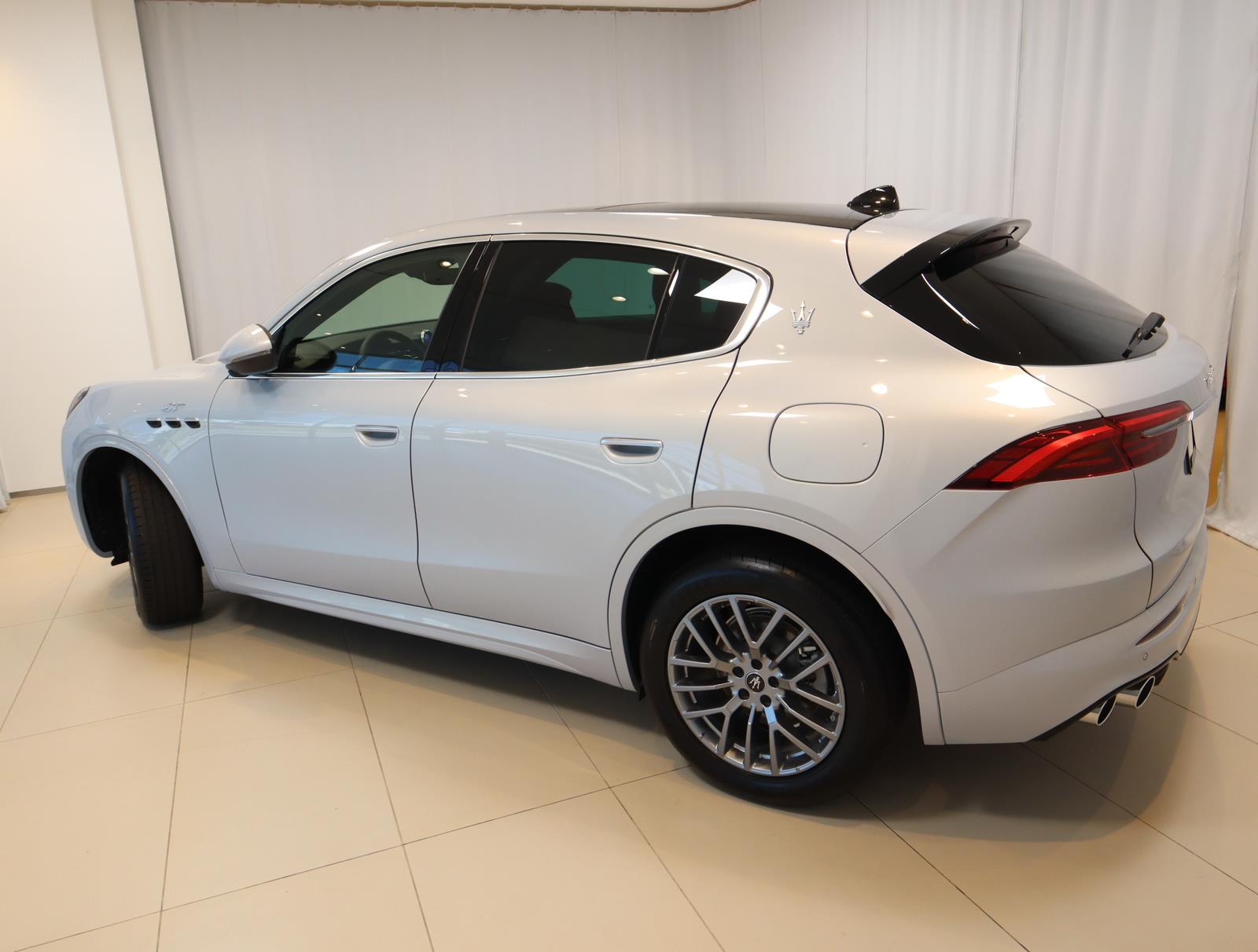 New 2024 Bianco Astro Metallic Maserati GT AWD image 3