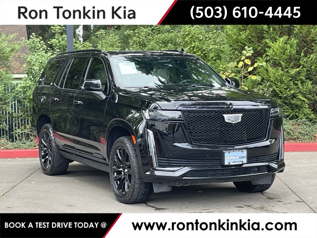 2023 Cadillac Escalade Sport's photo