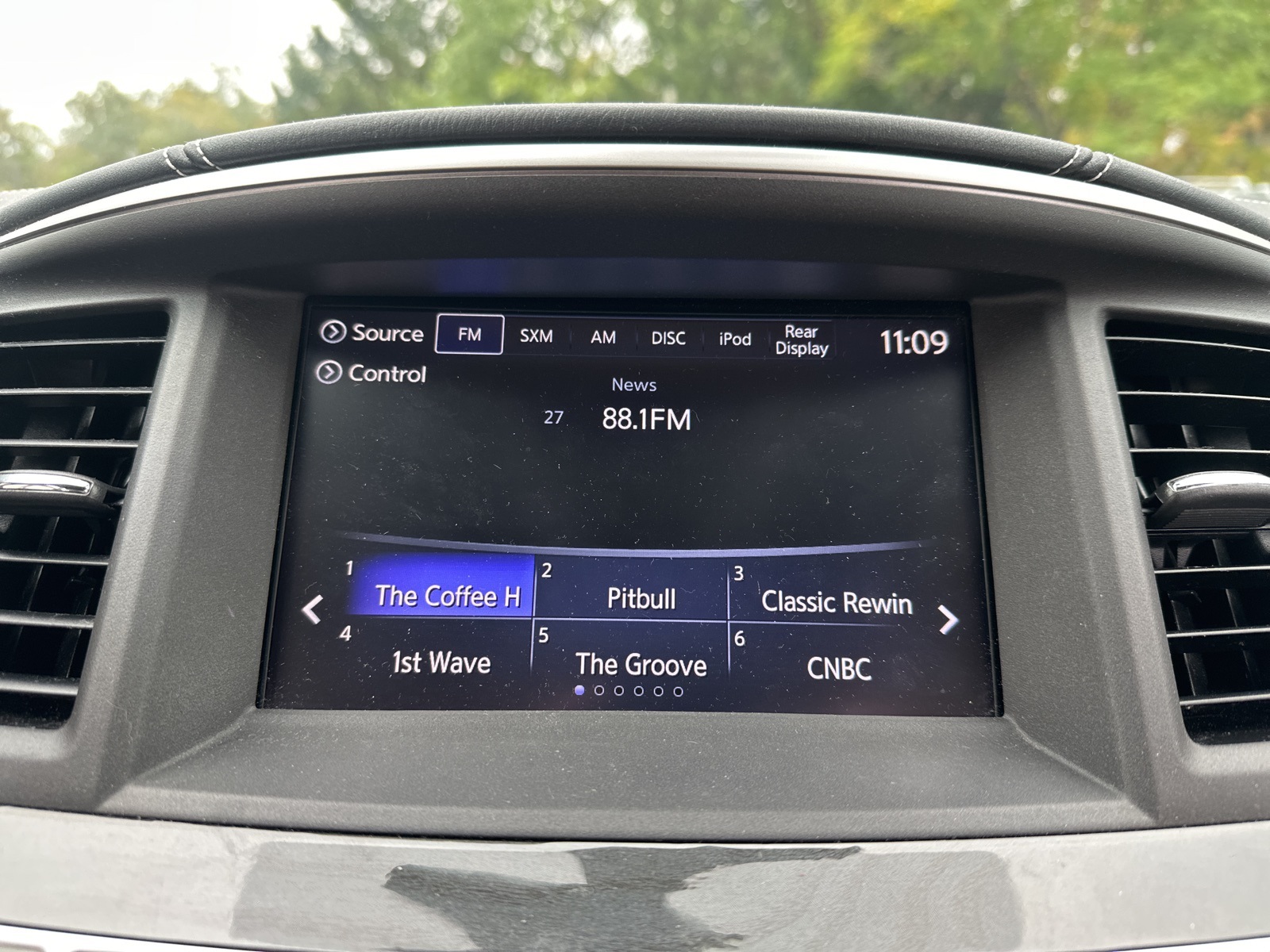 2019 Infiniti QX60 Luxe photo 28