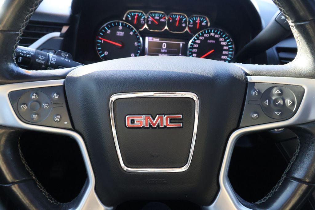 2019 Gmc Yukon SLT photo 22