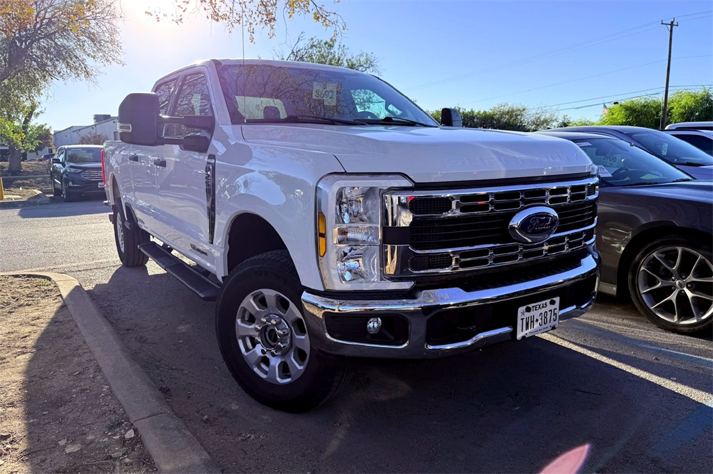 2024 Ford F-250 Super Duty XLT's photo