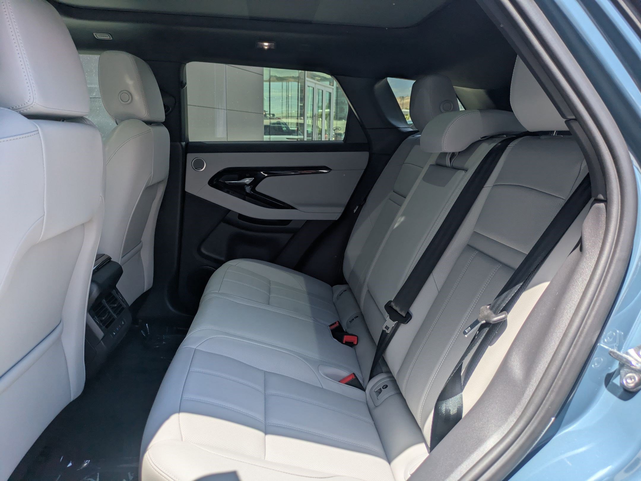 2026 Land Rover Range Rover Evoque S photo 13