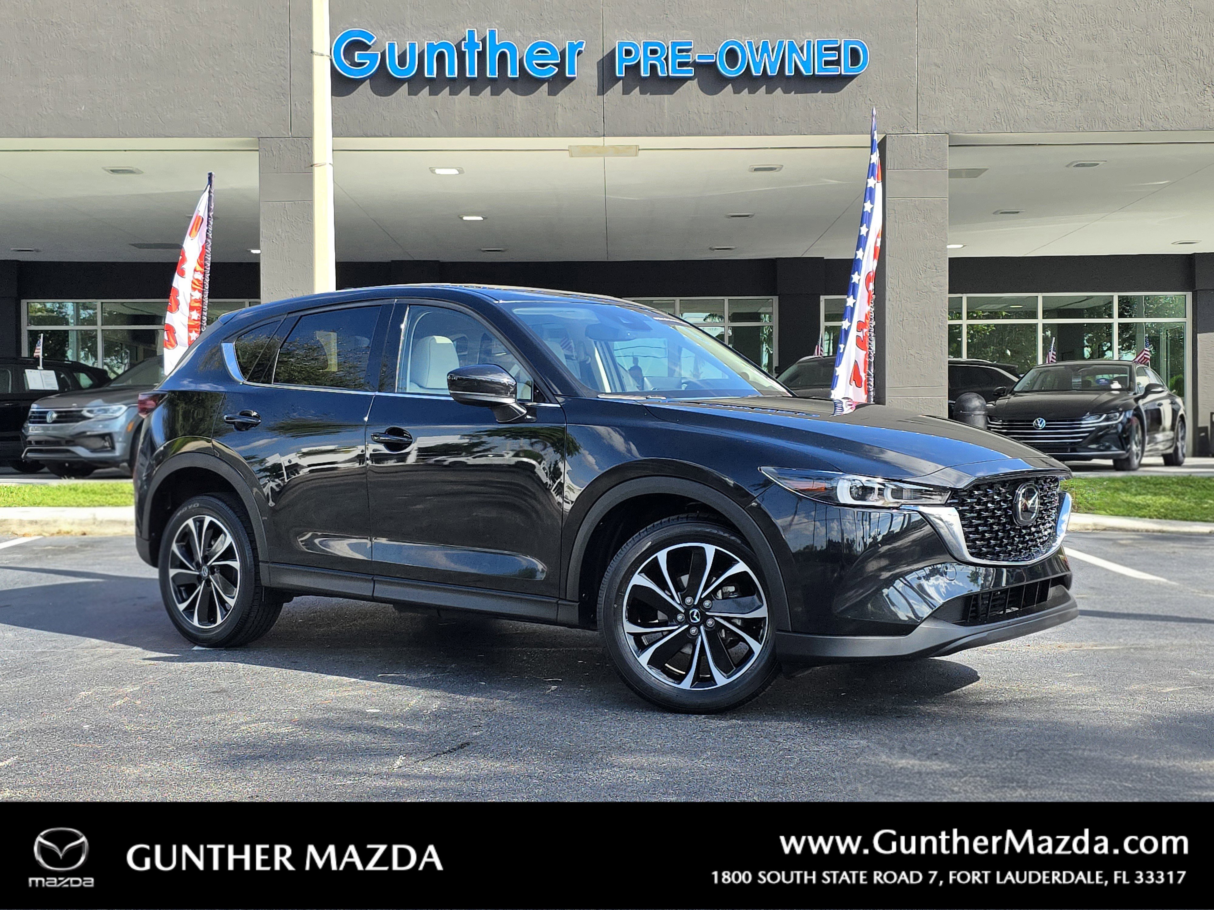 2023 Mazda CX-5 S Premium package's photo