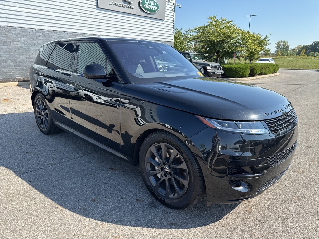 2023 Land Rover Range Rover Sport SE photo 2