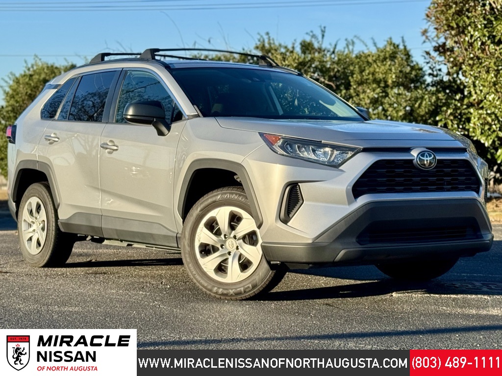 2020 Toyota RAV4 LE