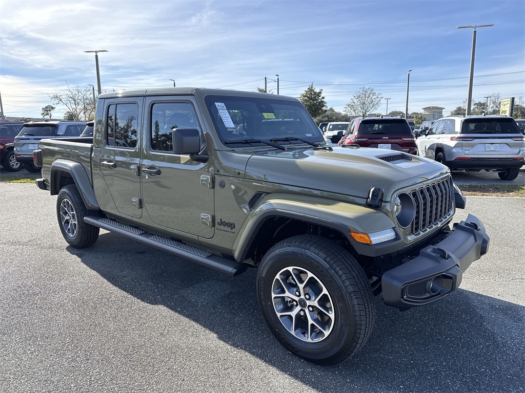 2025 Jeep Gladiator Sport S's photo