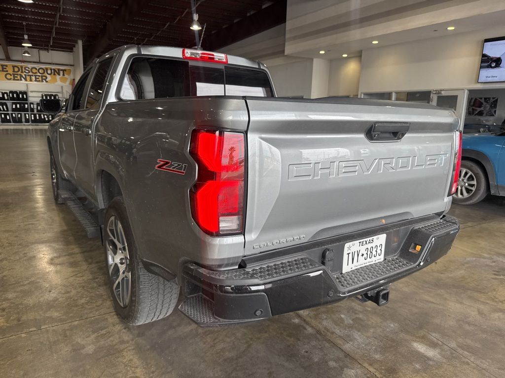 2024 Chevrolet Colorado Z71 photo 6