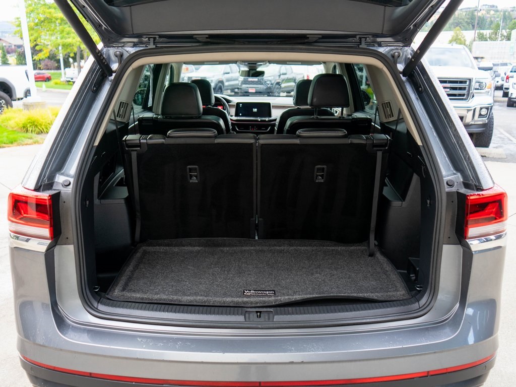 2024 Volkswagen Atlas SEL photo 31