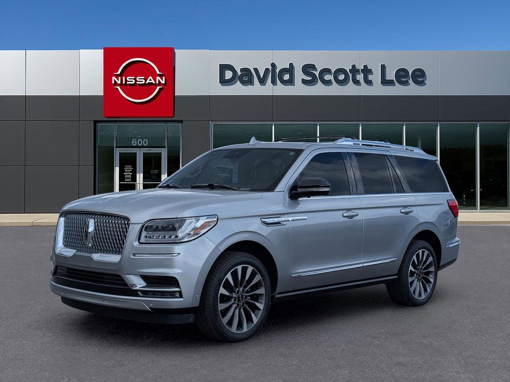 2021 Lincoln Navigator Reserve's photo