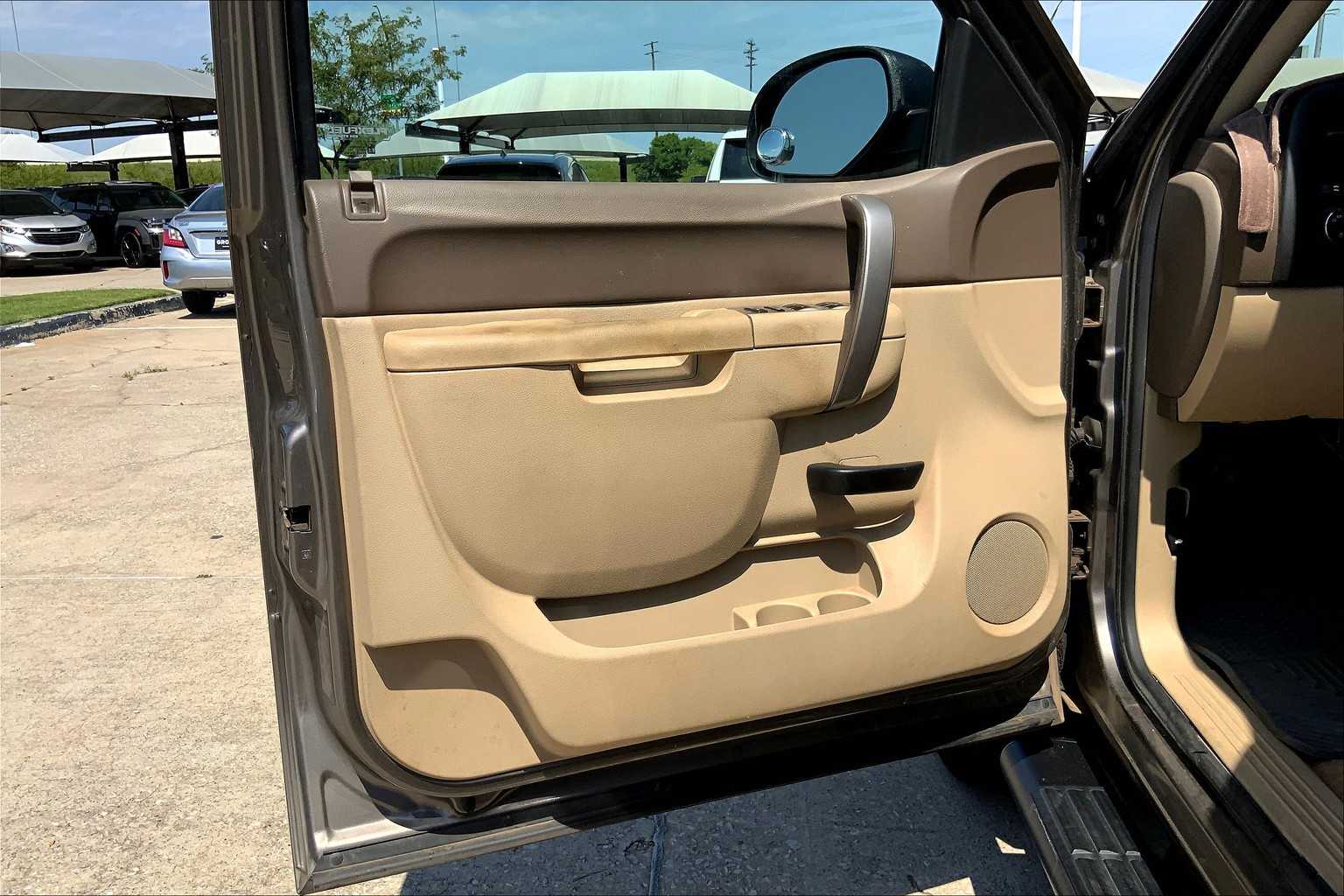 2013 Chevrolet Silverado 1500 LT photo 19