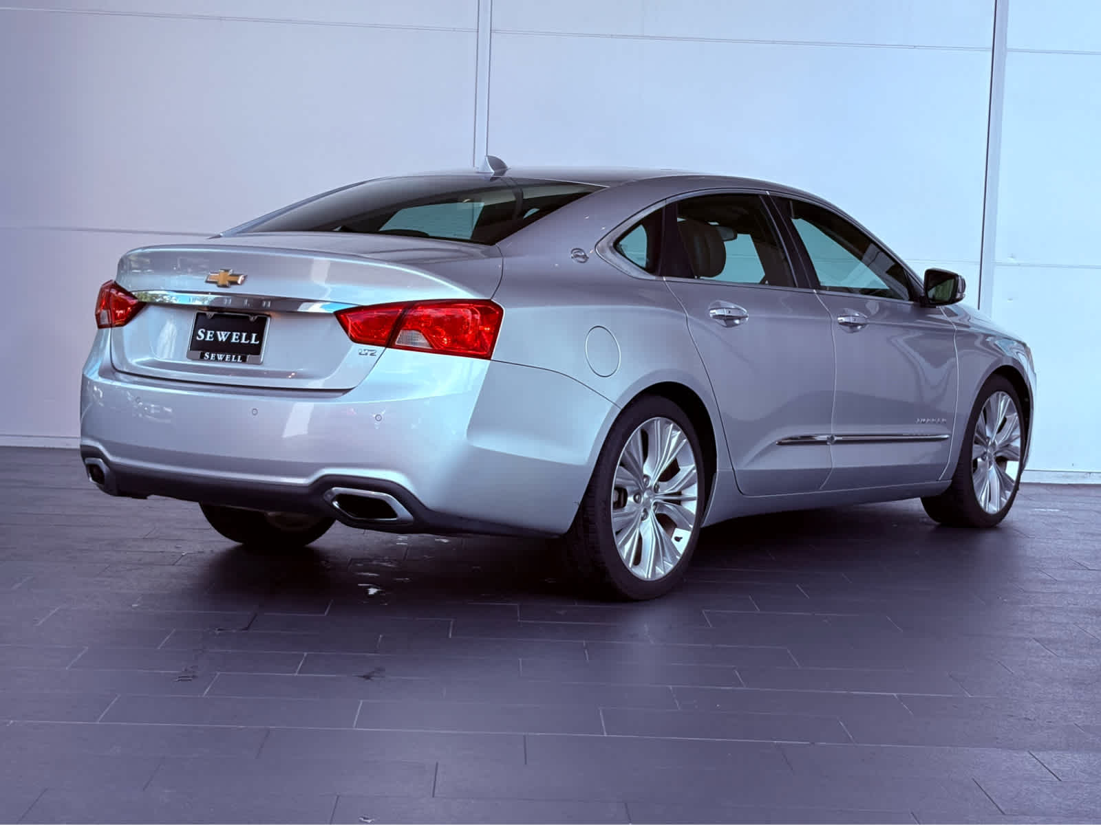 2014 Chevrolet Impala LTZ photo 2