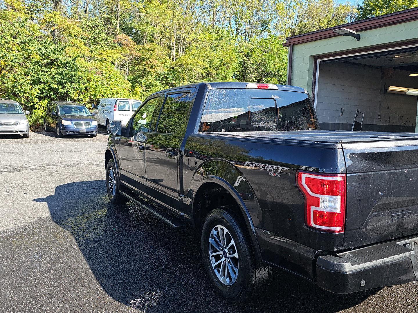 2019 Ford F-150 XLT photo 6