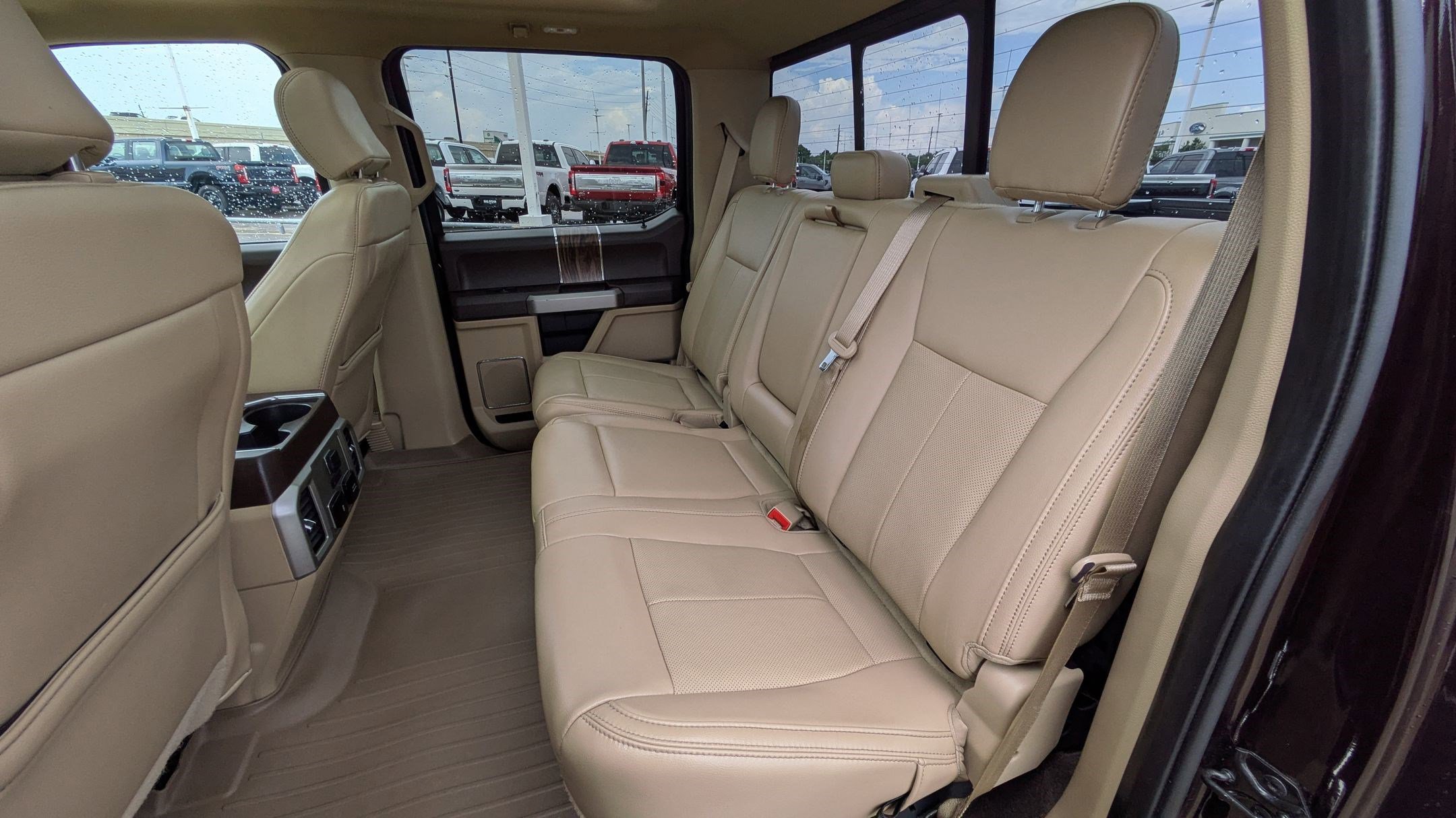 2020 Ford F-150 Lariat photo 27