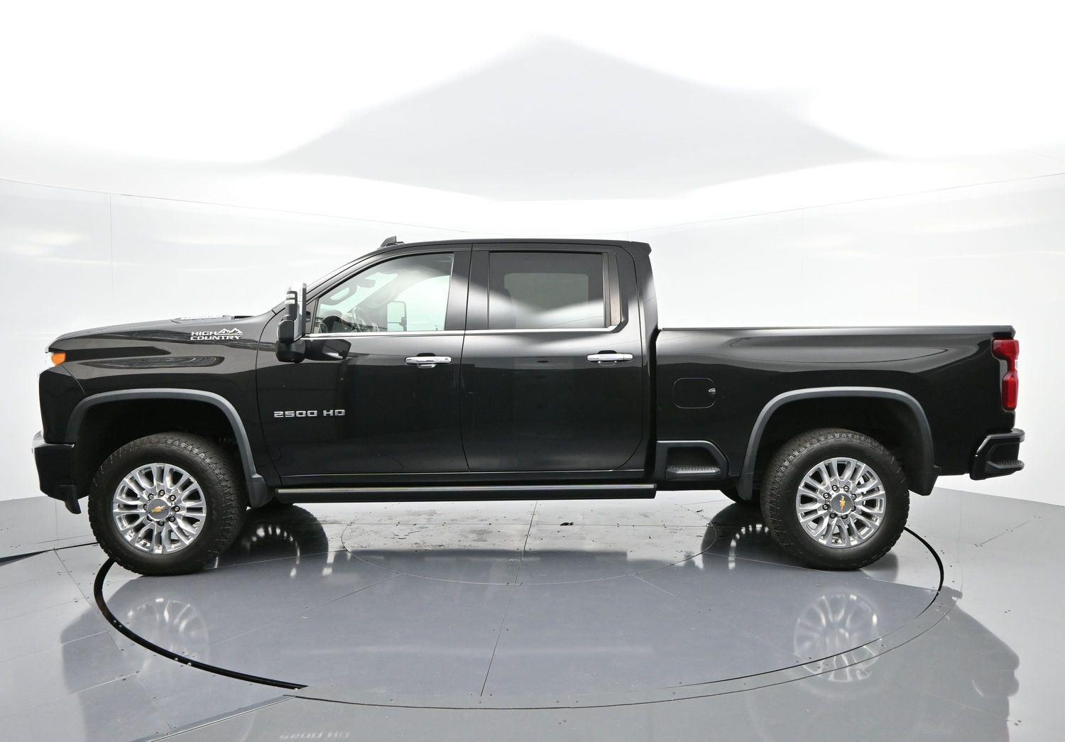 2023 Chevrolet Silverado 2500HD High Country photo 4