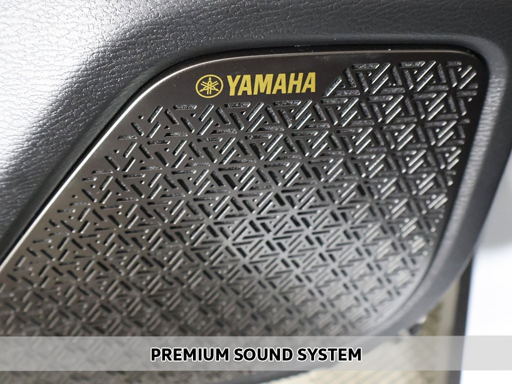 2025 Mitsubishi Outlander SEL photo 4