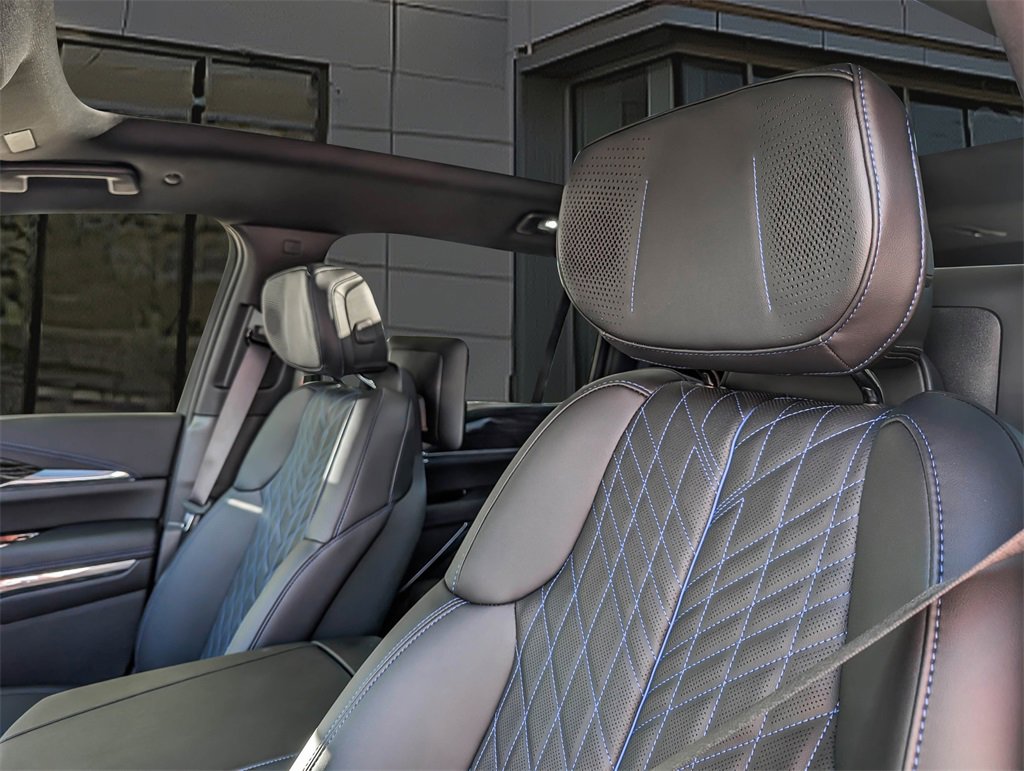 2026 Cadillac Escalade Sport photo 17