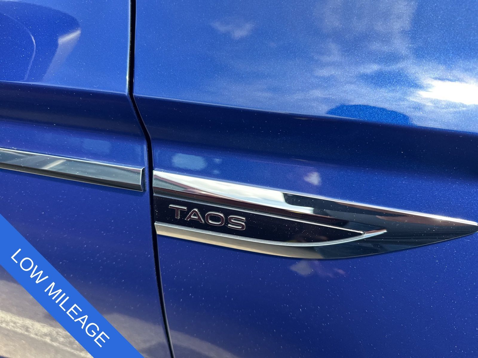 2023 Volkswagen Taos S photo 4