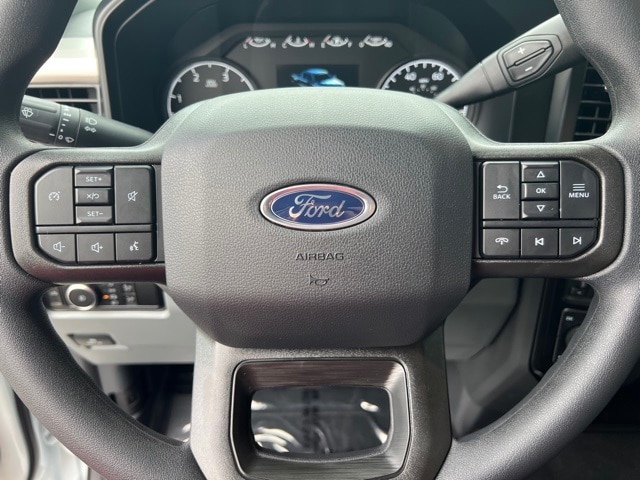2026 Ford F-350 XL photo 11