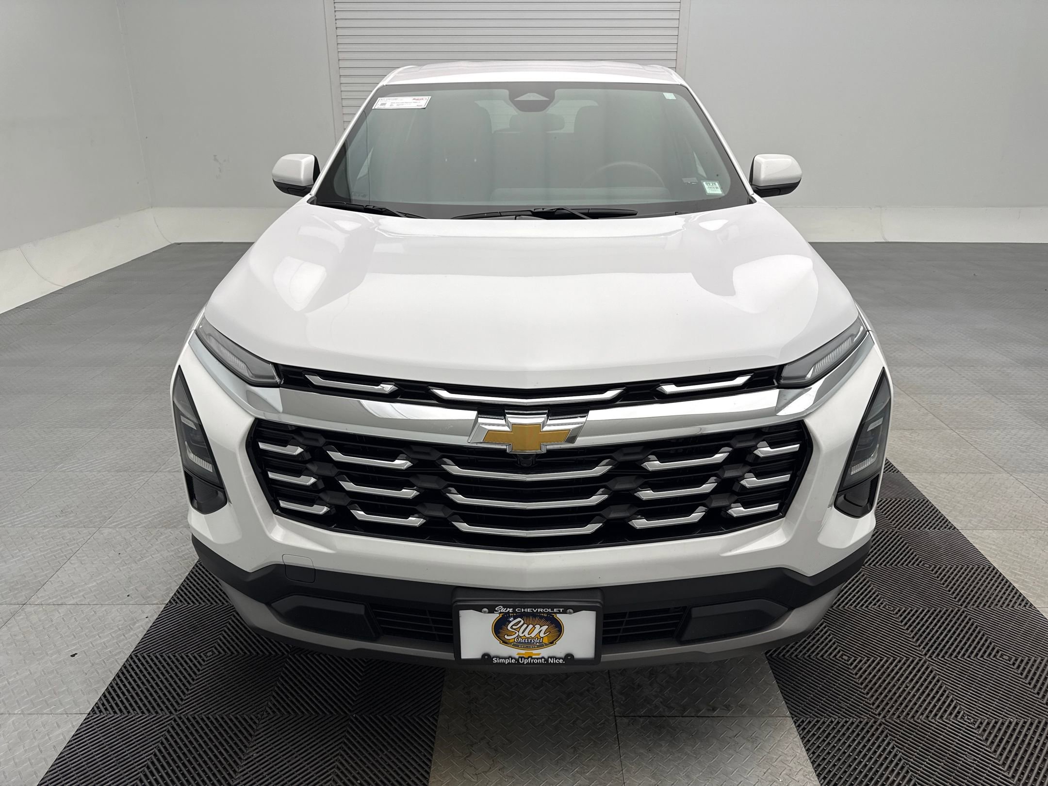 2025 Chevrolet Equinox LT photo 5