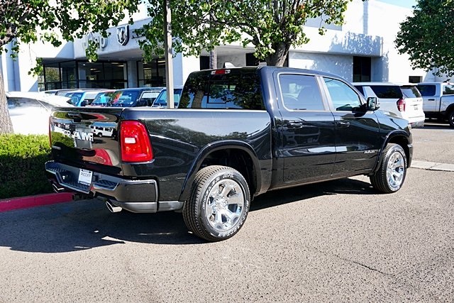 New 2026 Diamond Black Crystal Pearl-Coat Exterior Paint RAM Big Horn/Lone Star image 10