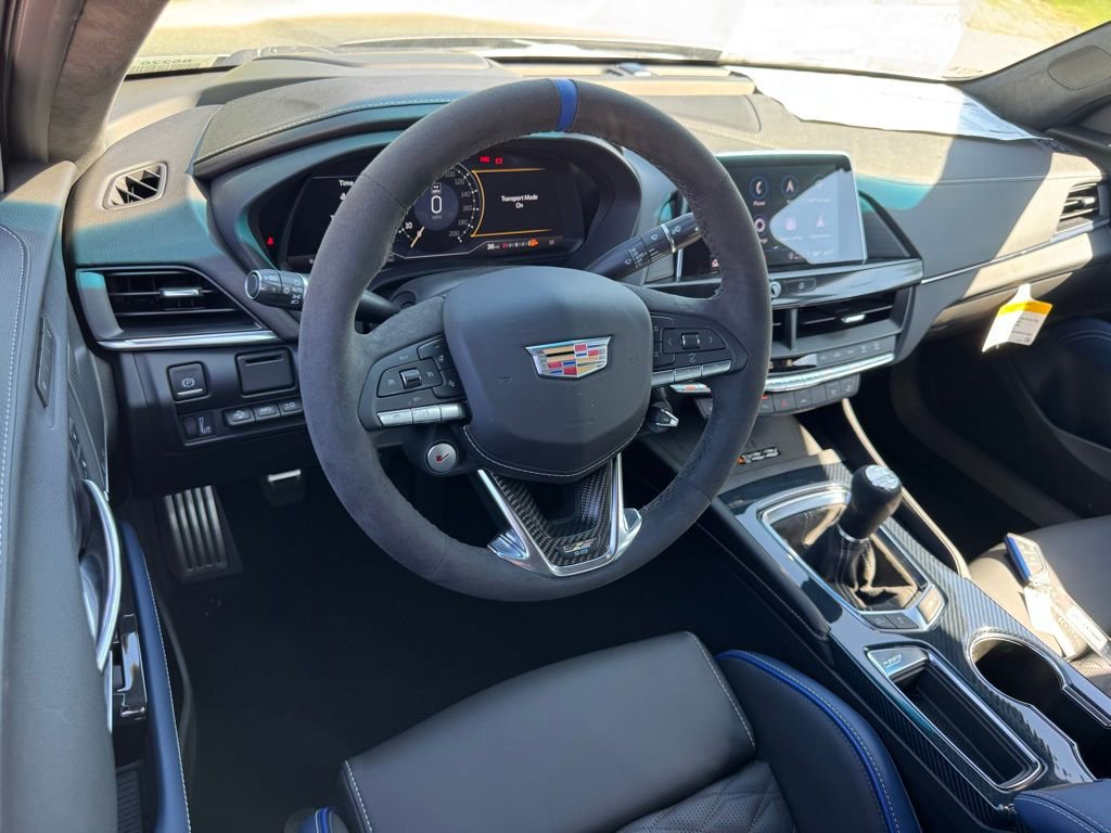 2025 Cadillac CT4 Blackwing photo 3