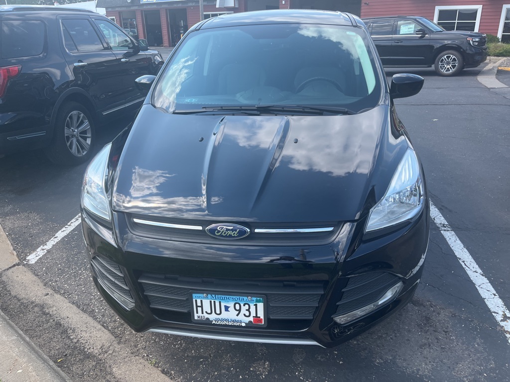 Used 2016 Ford Escape SE with VIN 1FMCU9GX9GUB38014 for sale in White Bear Lake, Minnesota
