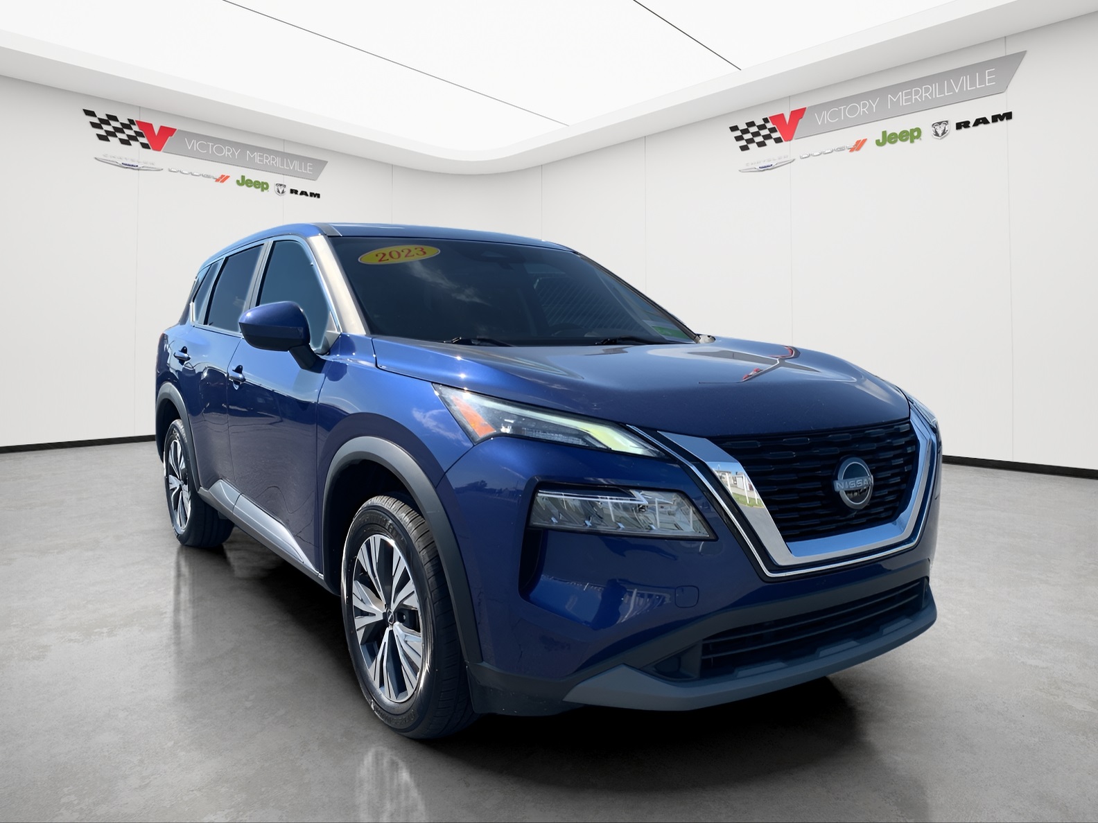 2023 Nissan Rogue SV photo 8
