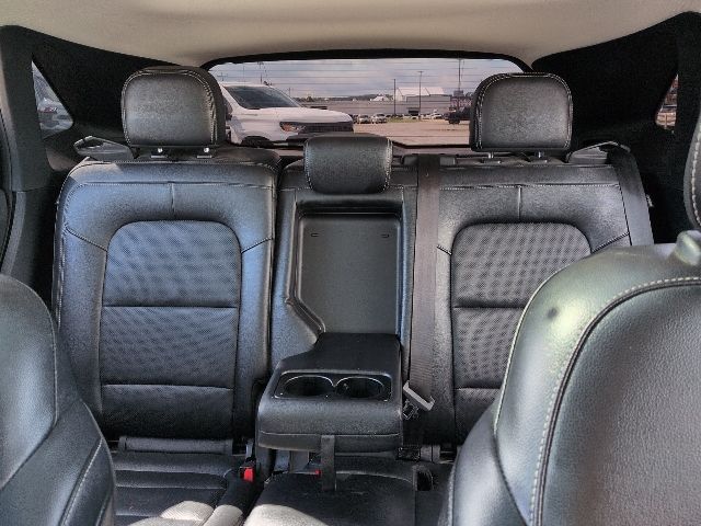 2022 Ford Escape SEL photo 12