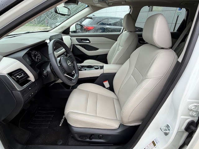 2023 Nissan Rogue SL photo 10