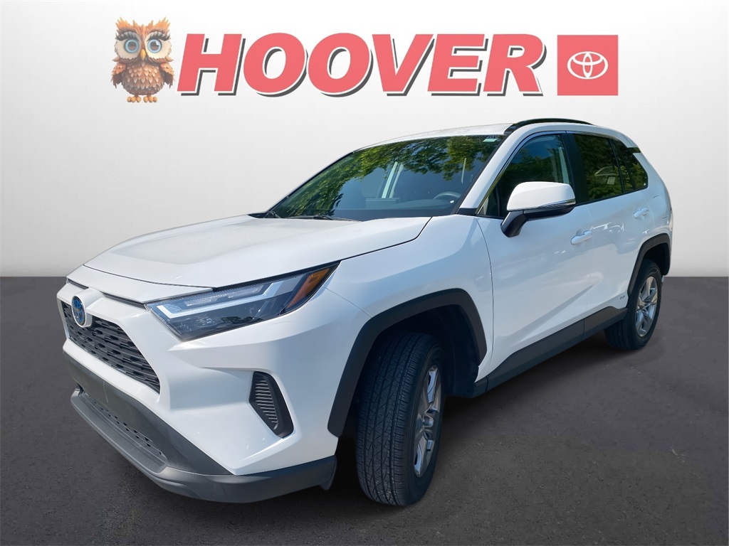 2024 Toyota RAV4 Hybrid XLE photo 4