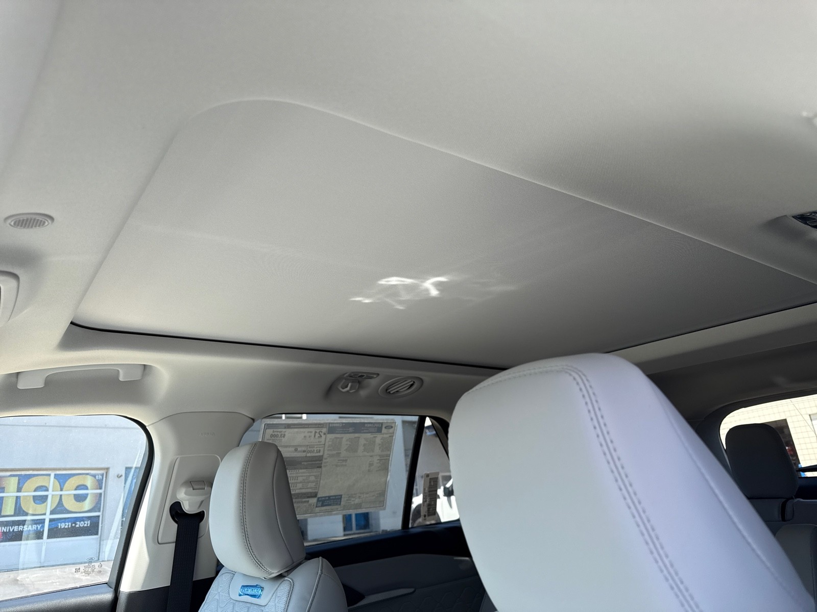 2025 Ford Explorer Platinum photo 13