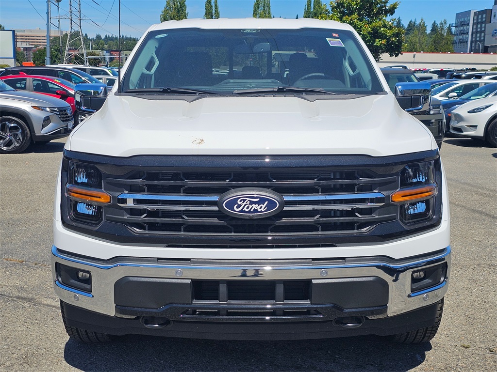 2025 Ford F-150 XLT photo 2