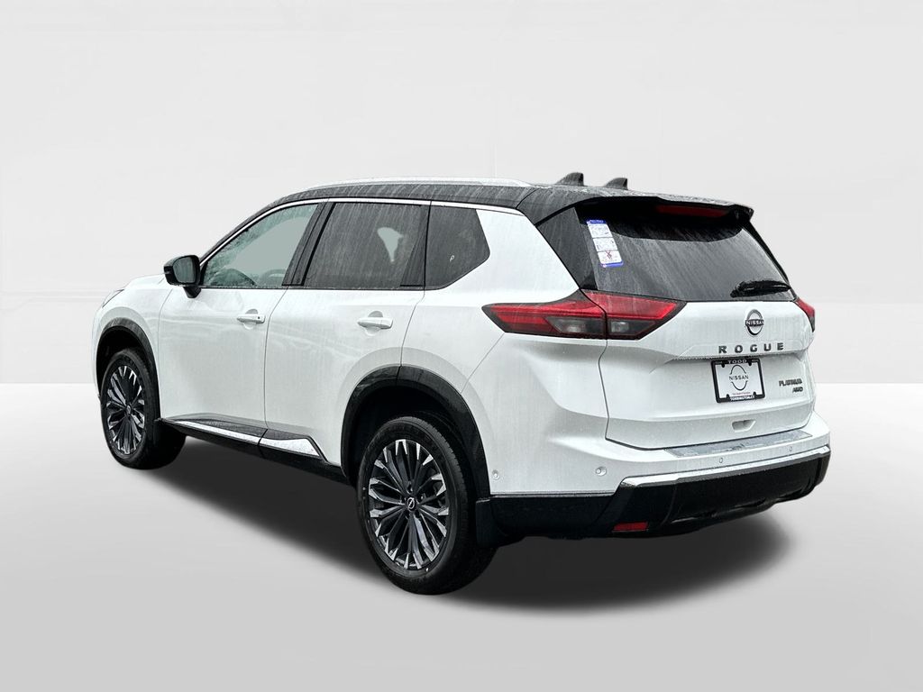 2025 Nissan Rogue Platinum photo 2
