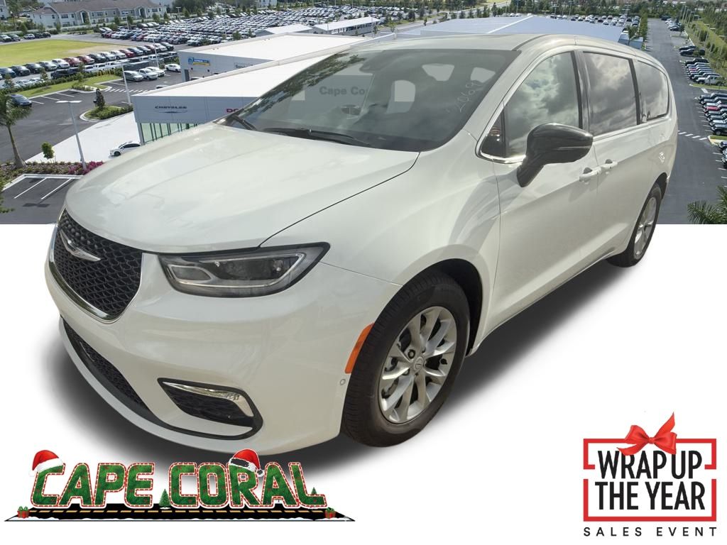 2026 Chrysler Pacifica Limited's photo