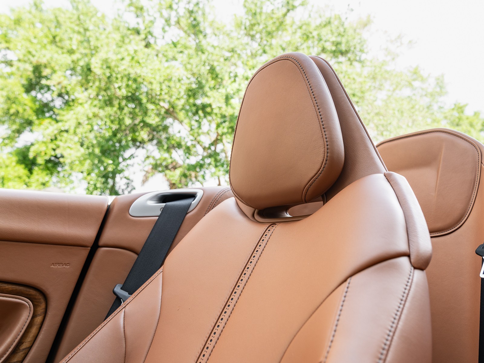 2019 Aston Martin DB11 AM5 photo 37