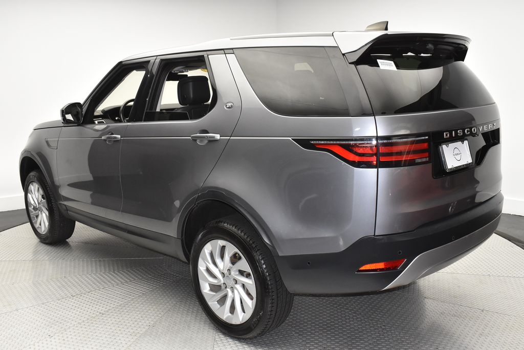 2024 Land Rover Discovery S photo 4
