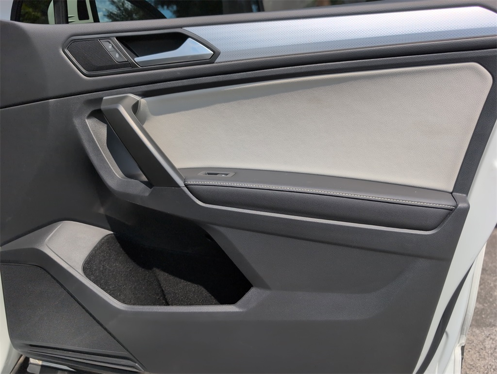 2024 Volkswagen Tiguan S photo 30