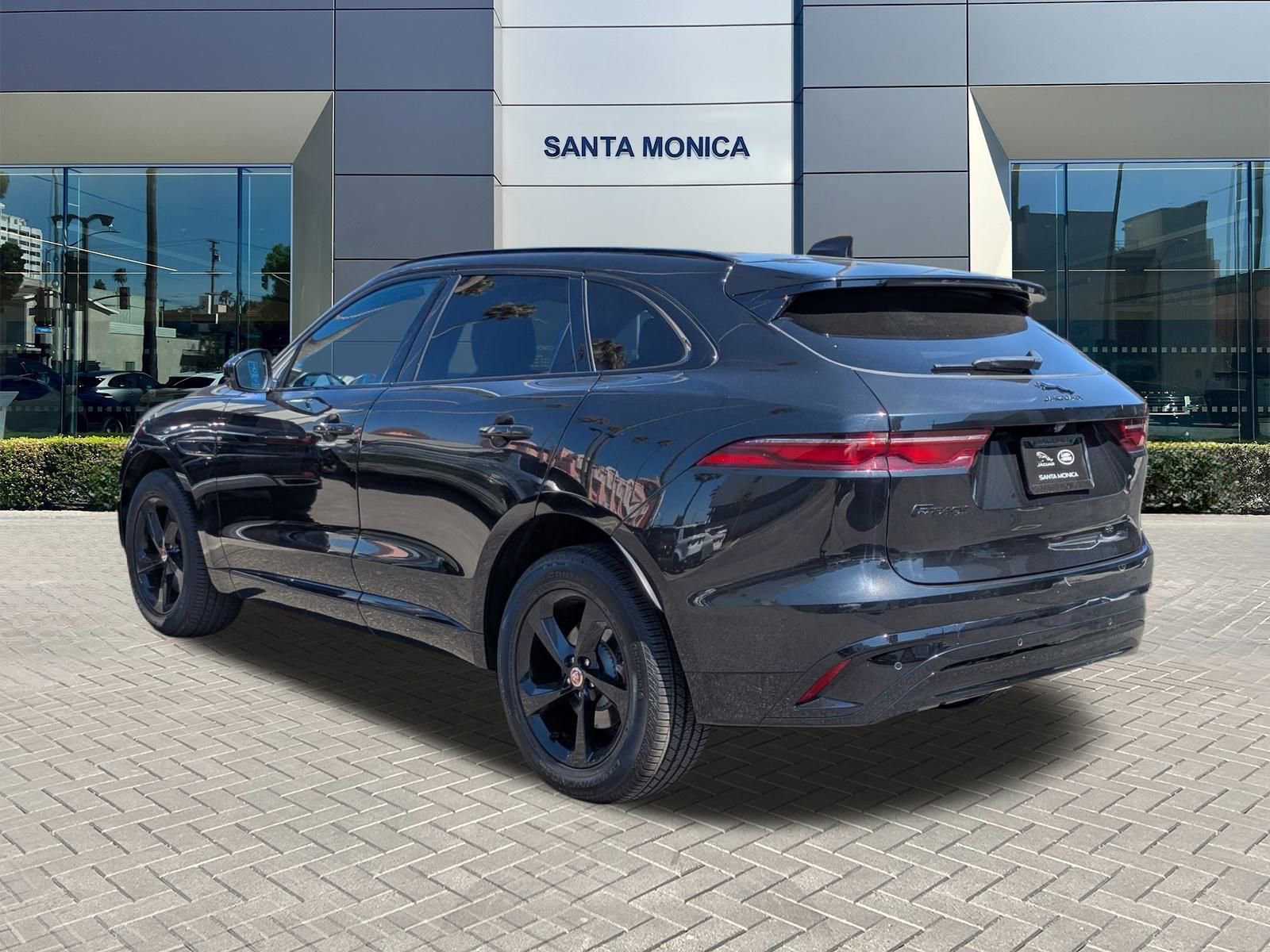 2023 Jaguar F-PACE P250 S photo 8